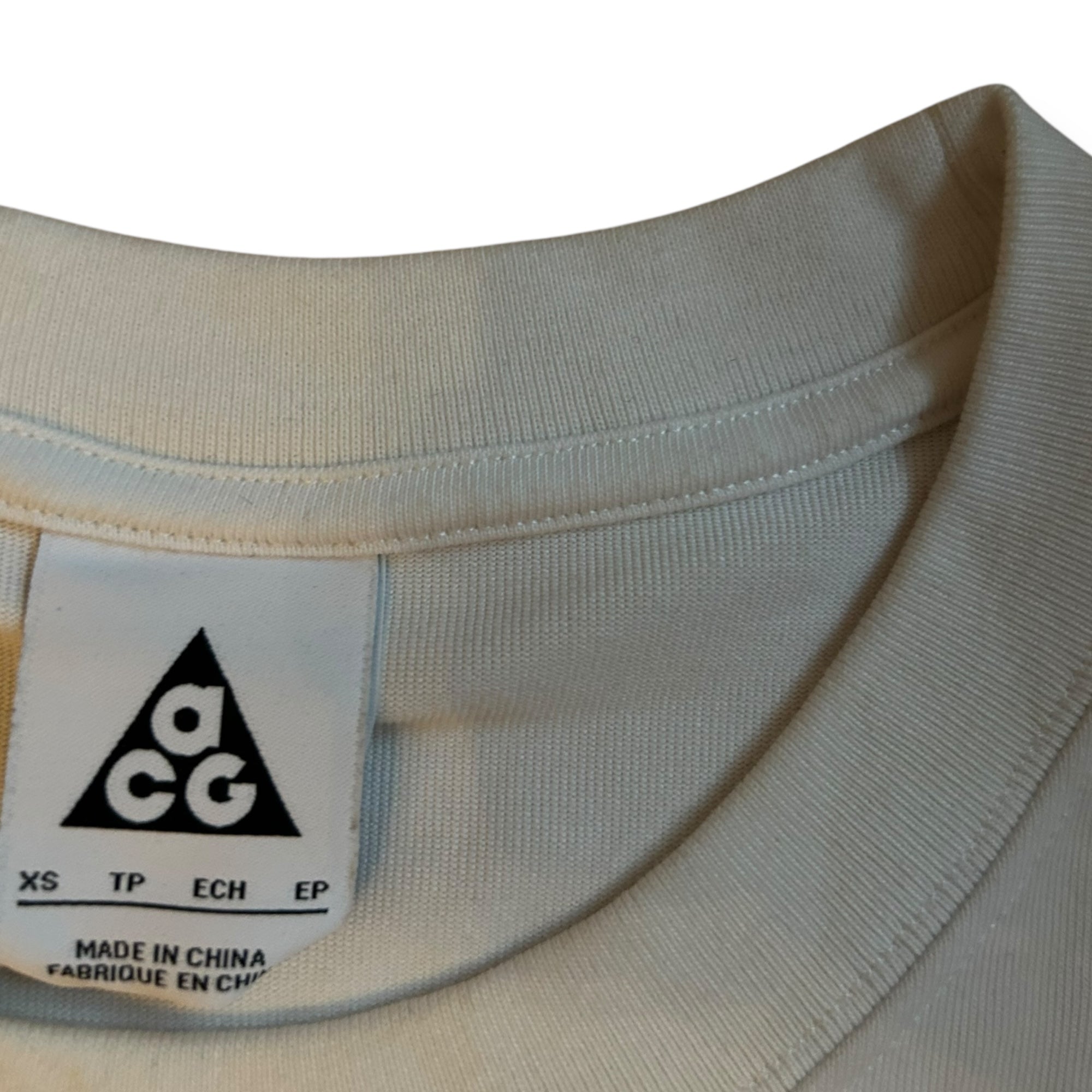 Vintage Nike ACG T-Shirt XS